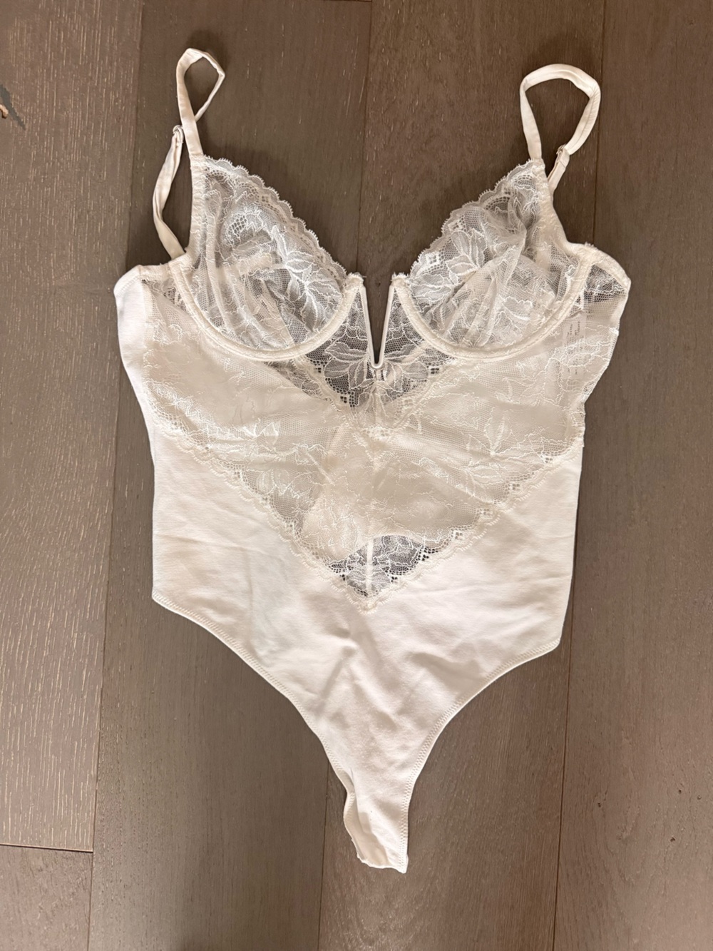Fleur du Mal Ivory Lace-Trim Bodysuit